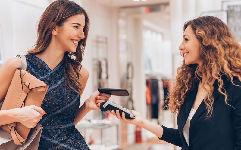 làm Dropshipping thương hiệu xa xỉ