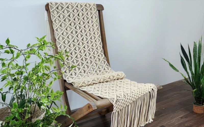 Macrame Table Runner Exporter