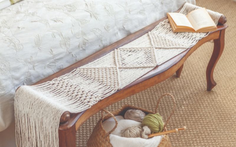 Macrame Table Runner Exporter