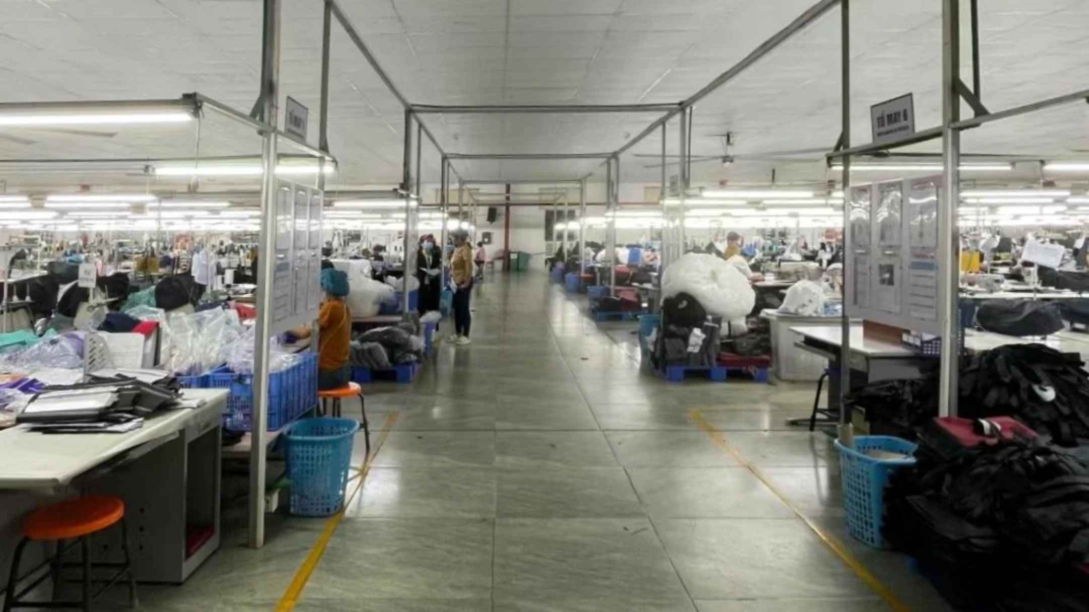 import leather bags from vietnam