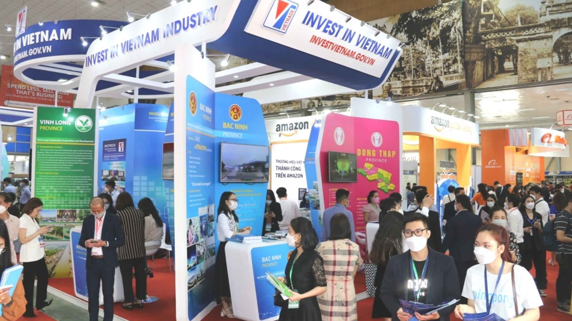 import rubber shoes from vietnam