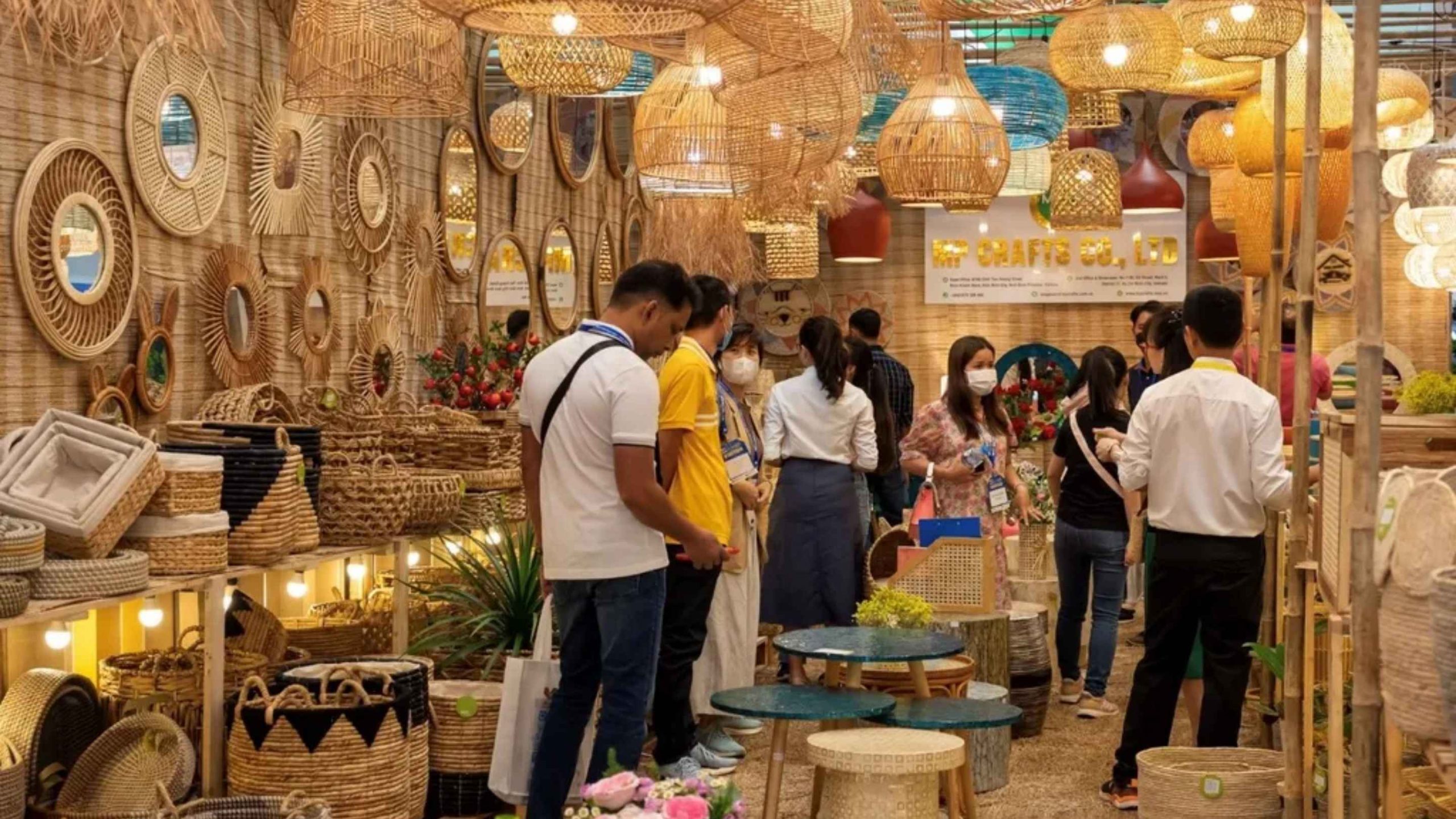 import straw bags from vietnam