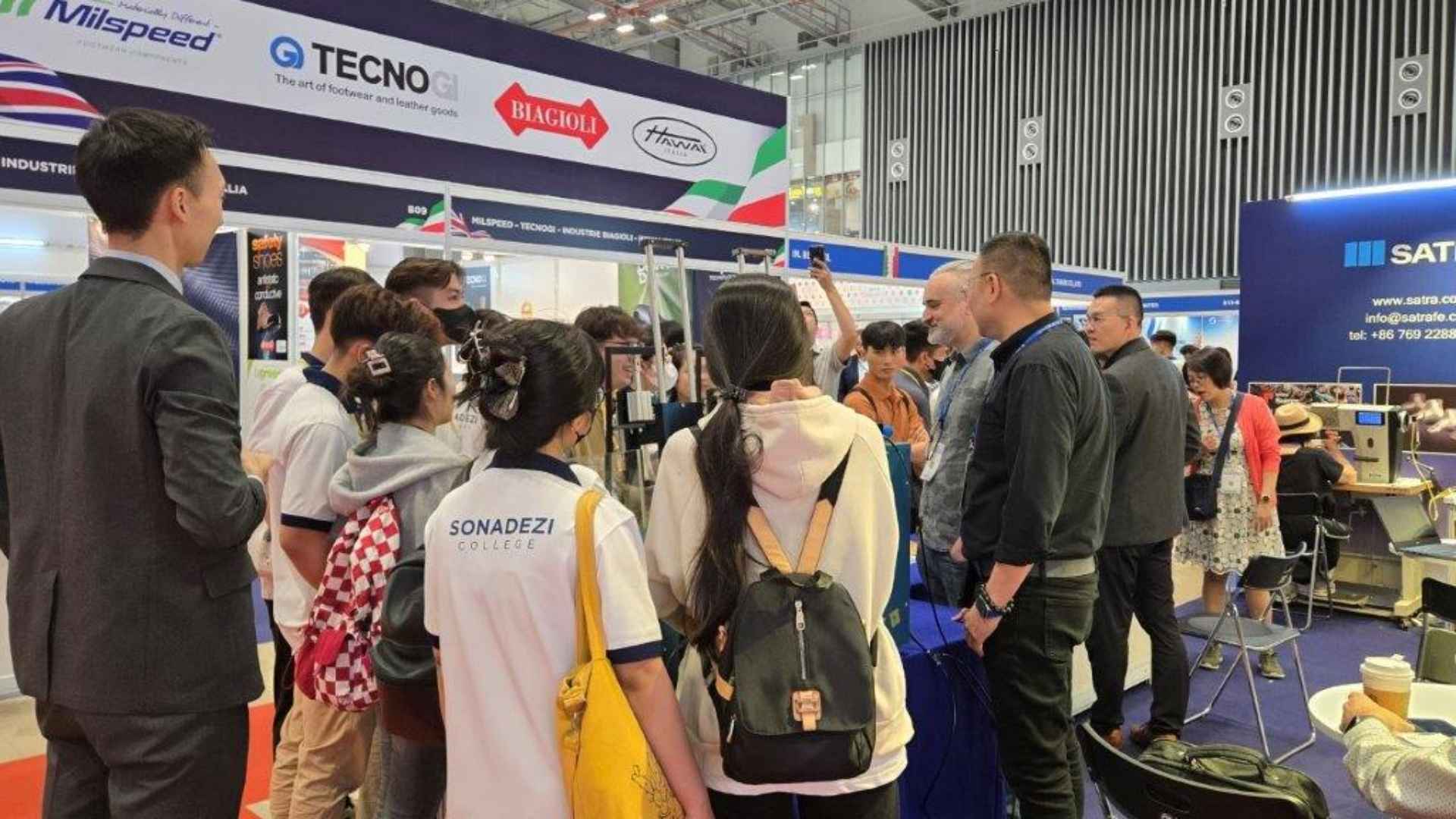 import slippers from vietnam