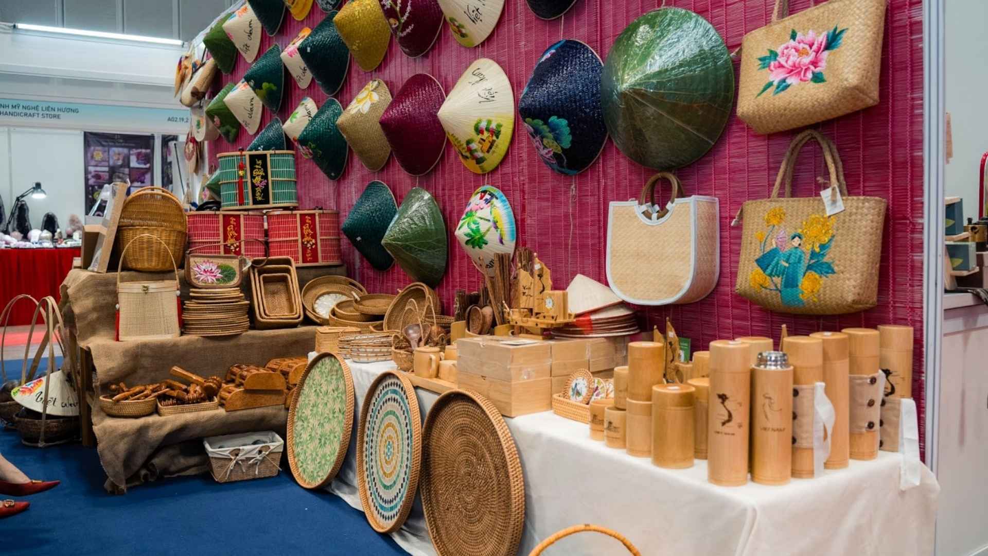 vietnam rattan tables