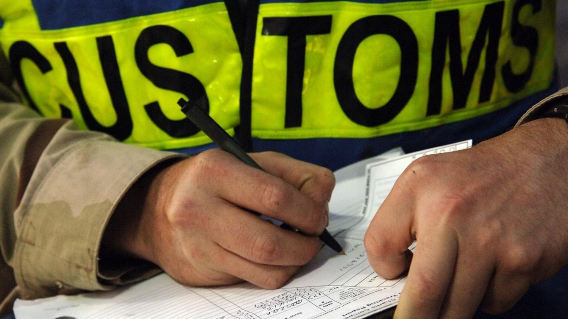 handle customs clearance